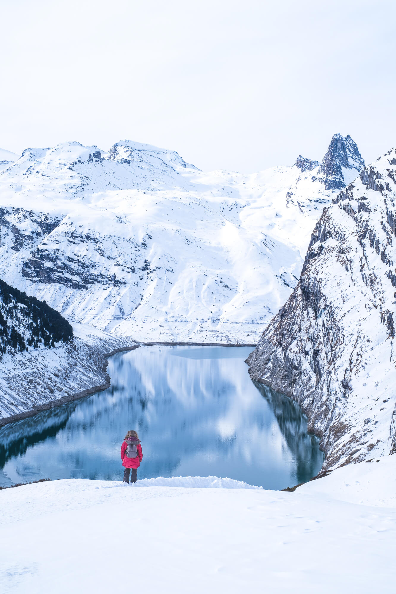  Winter Hike to Lake Zervreila 