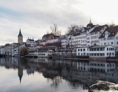 Zürich Limmat River in February
