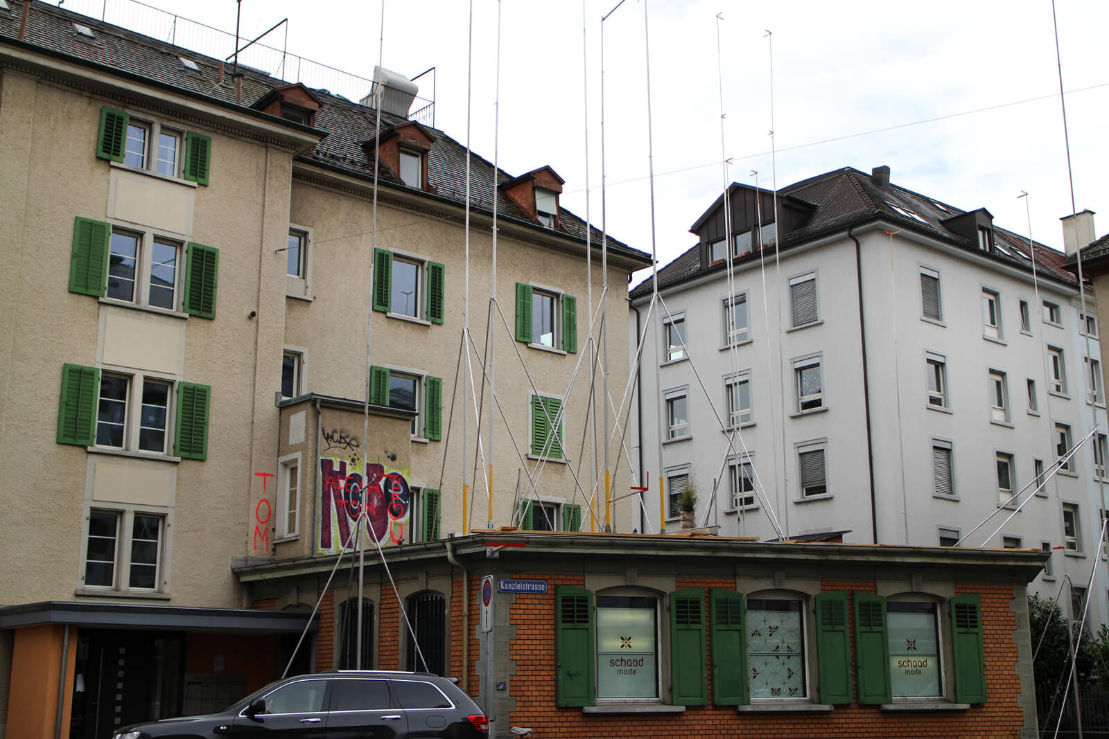 Swiss Building Poles - Baugerüst