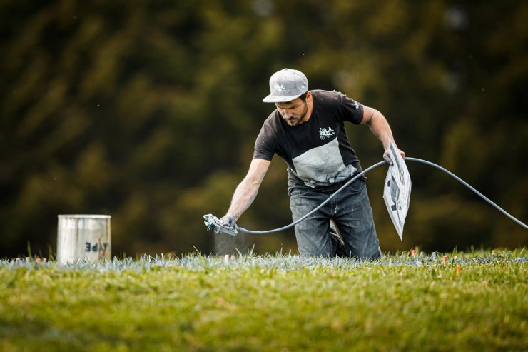 About Artist Saype Who S Painting The Swiss Landscape