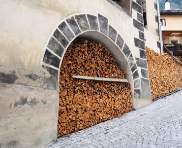 Swiss Way of Stacking Firewood