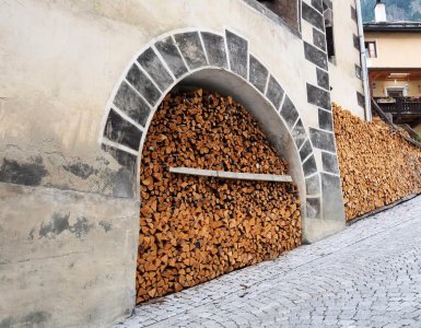 Swiss Way of Stacking Firewood