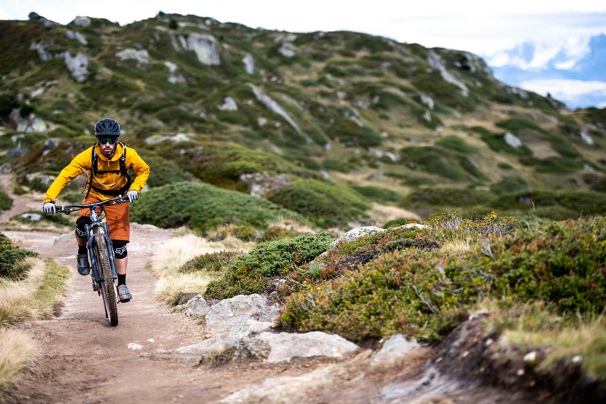 Stoneman Glaciara Mountain Bike Tour in Aletsch Arena