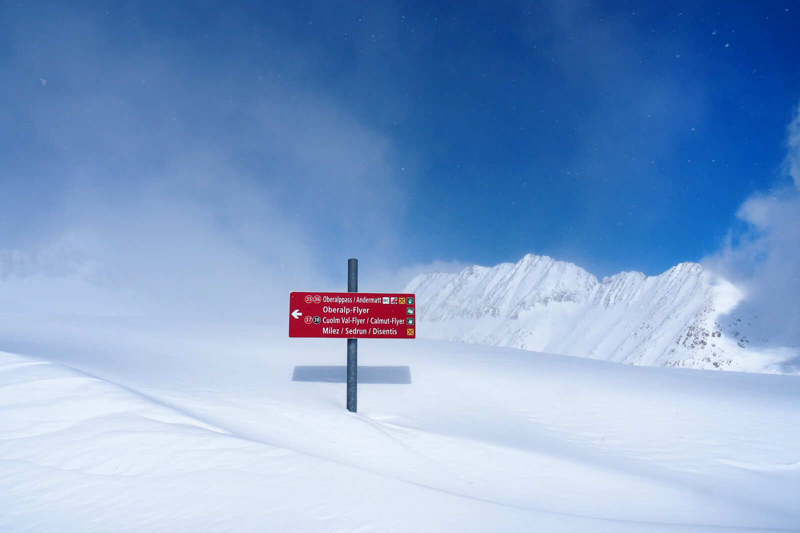 Andermatt Sedrun skiing area - AkiArena Andermatt Sedrun