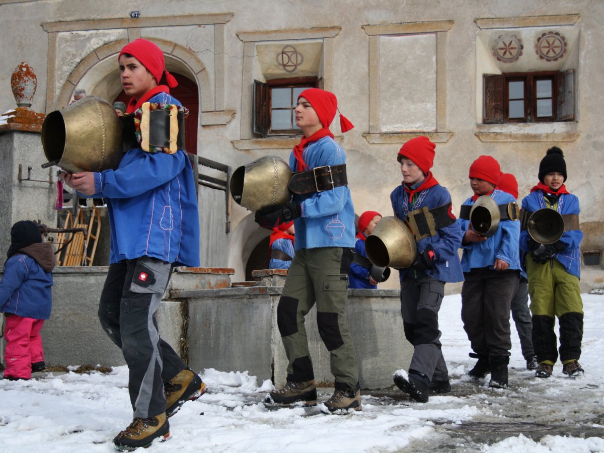 9 Swiss winter traditions that are truly unique - Newly Swissed Online