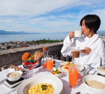 Breakfast with a view at the Lausanne Palace