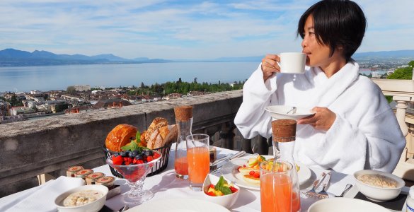 Breakfast with a view at the Lausanne Palace