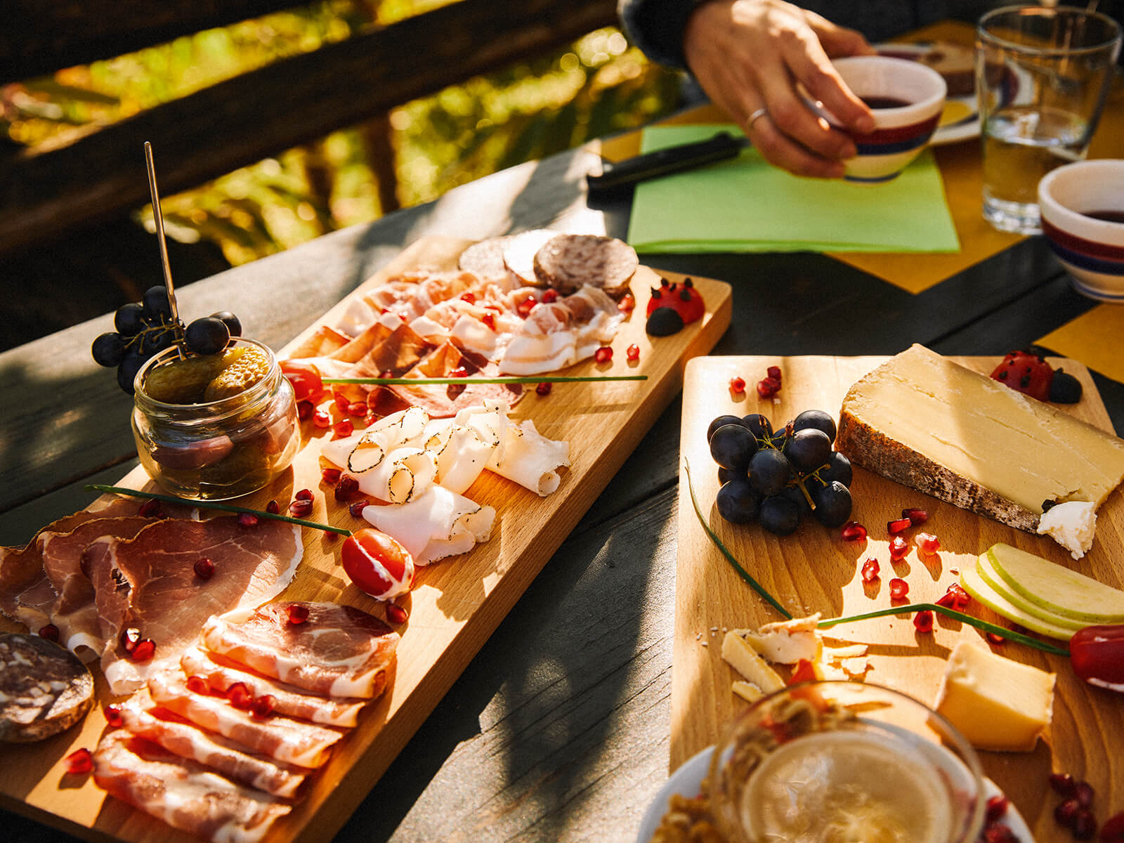 Typical Grotto Dishes (Copyright Giglio Pasqua/Ticino Turismo)