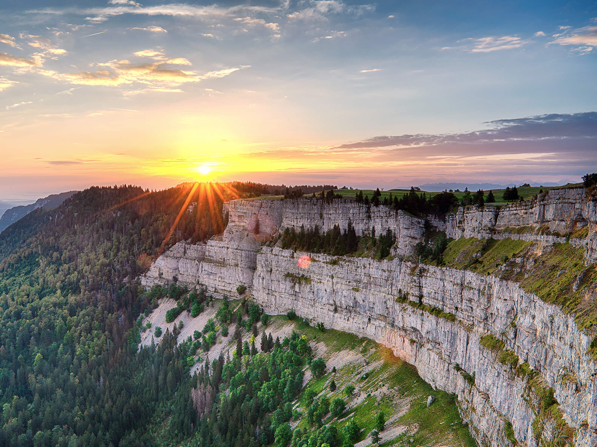 tour du creux du van