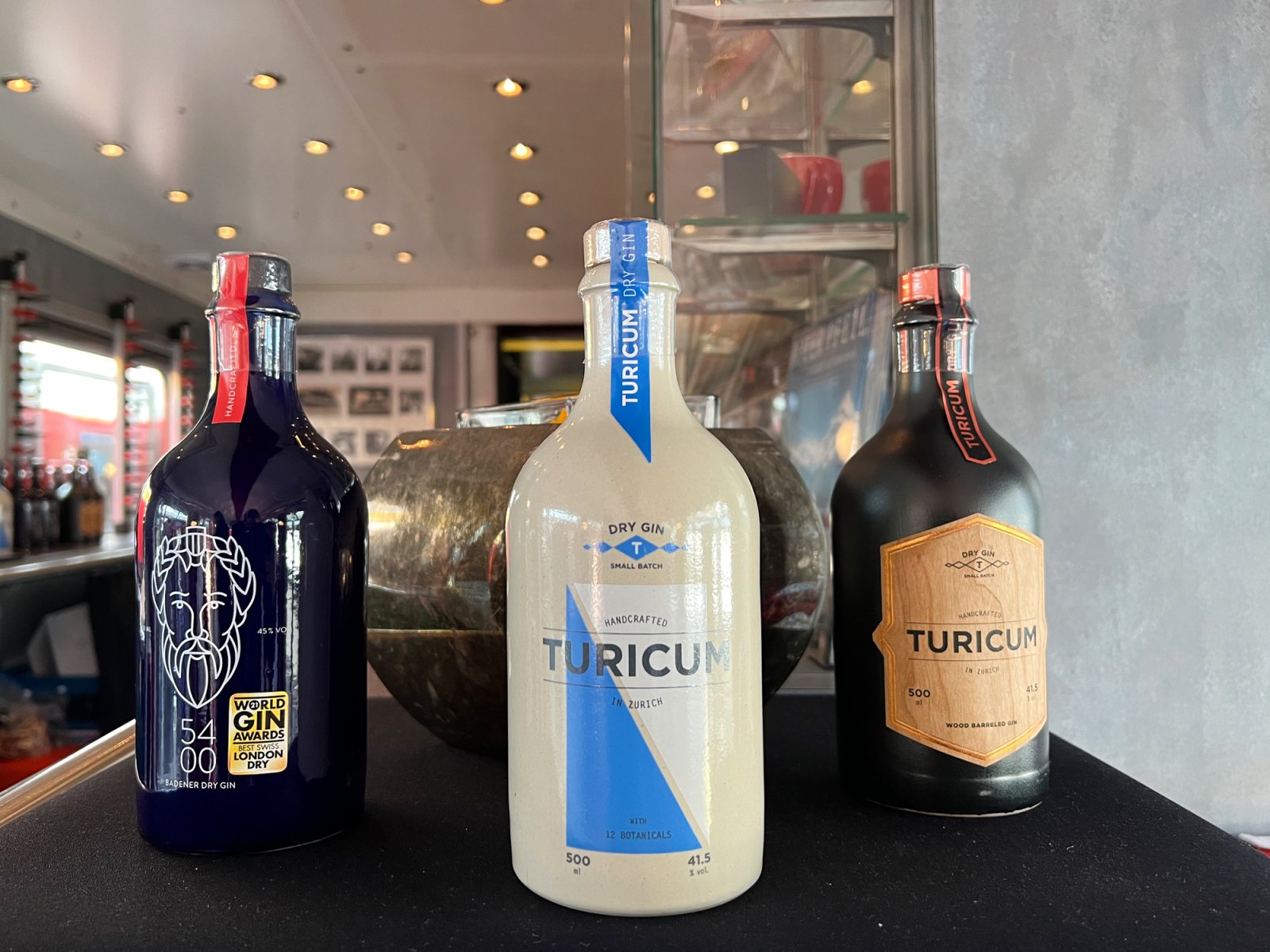 TURICUM Gin Workshop on Roter Pfeil Churchill Train