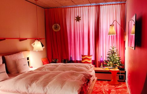 Hotel Noël Zurich at 25hours Hotel Langstrasse - schoenstaub