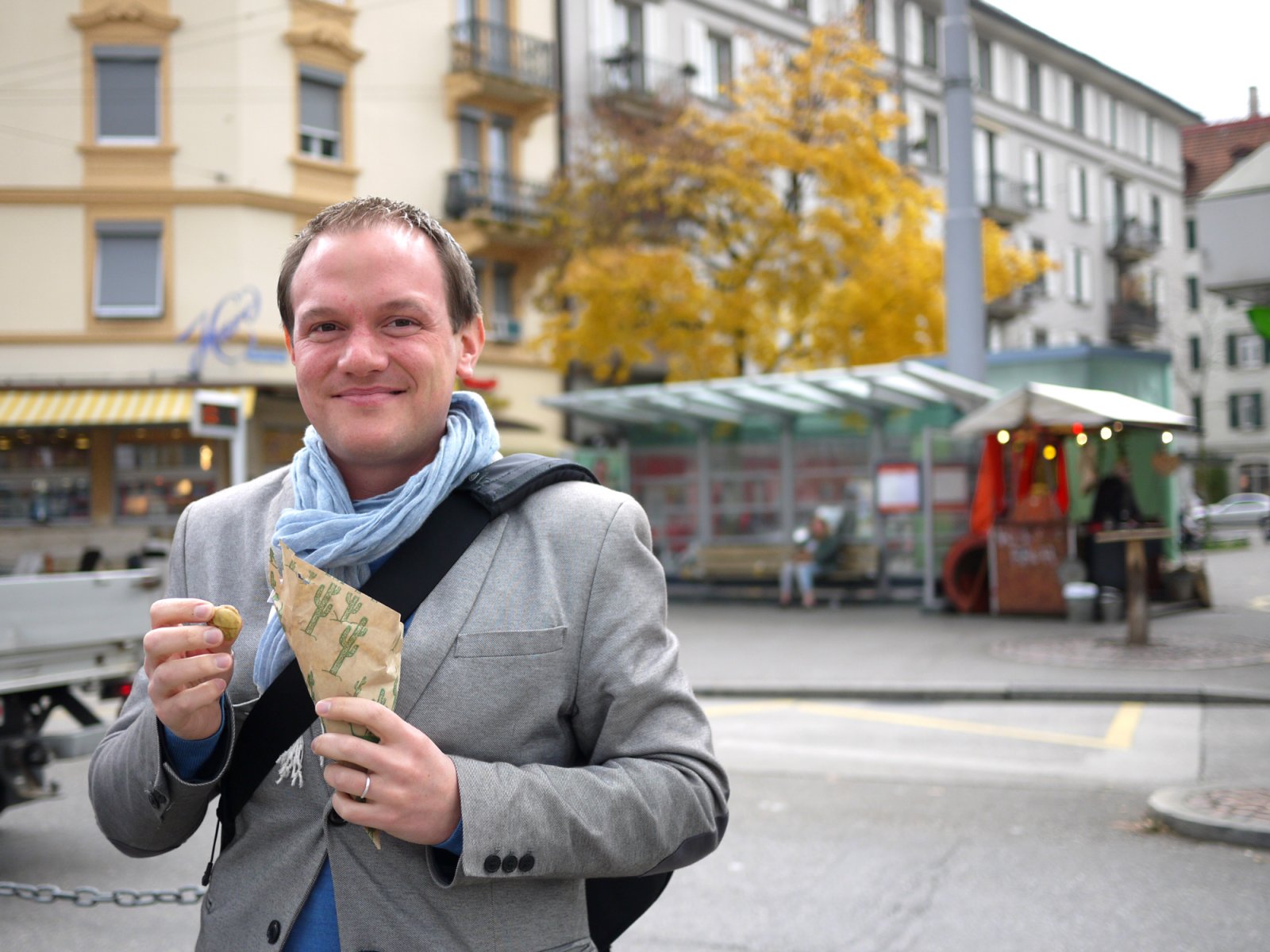 Roasted Chestnuts in Switzerland - Heissi Marroni - Albisriederplatz Zurich