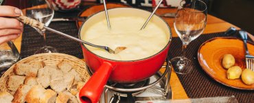 Swiss Winter Foods Guide - Cheese Fondue