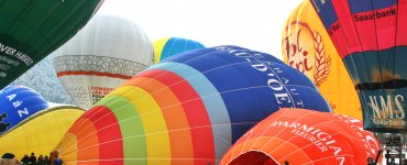 Hot Air Balloon Festival in Châteaux-d'Oex