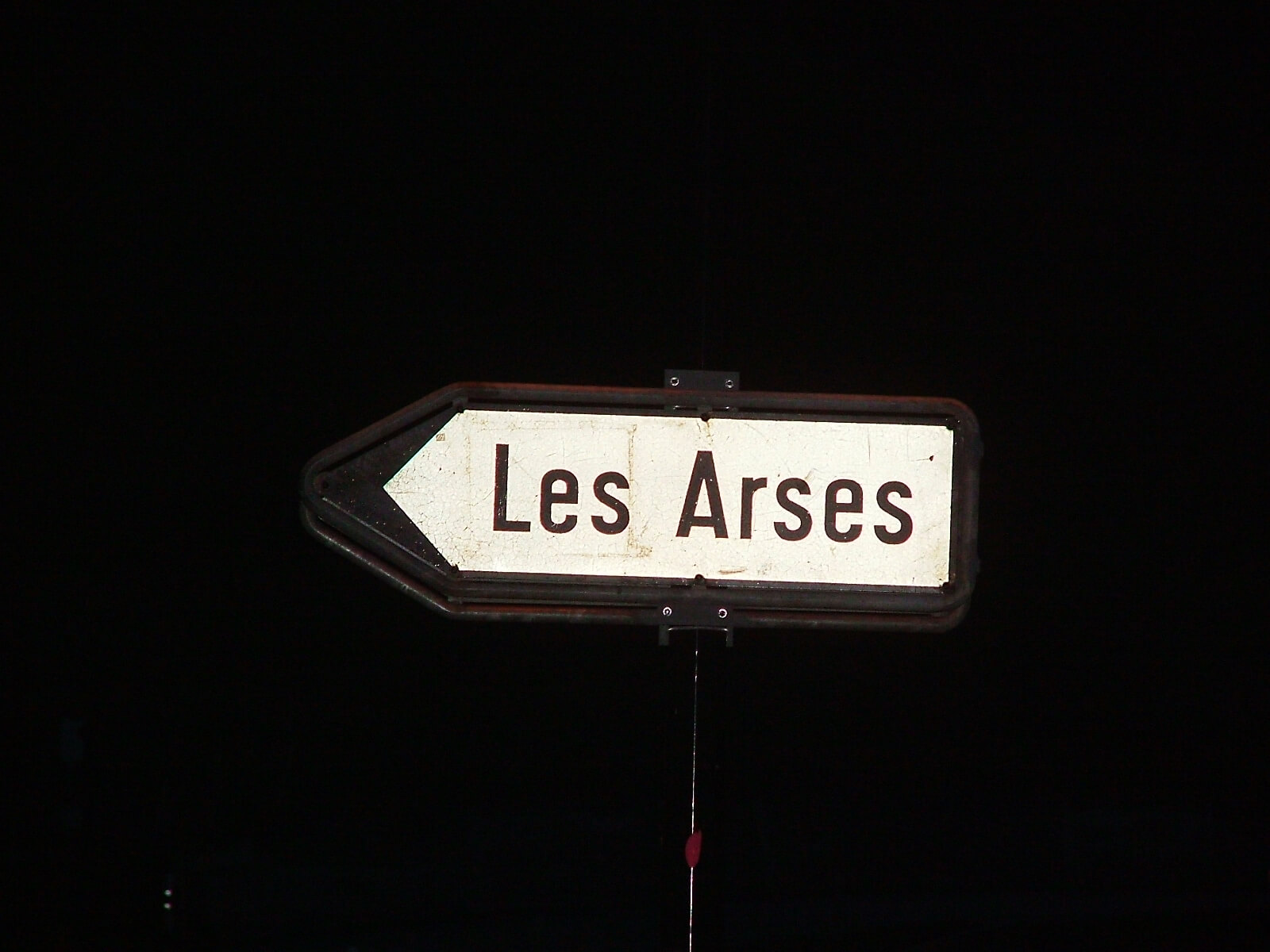 Les Arses Town Sign