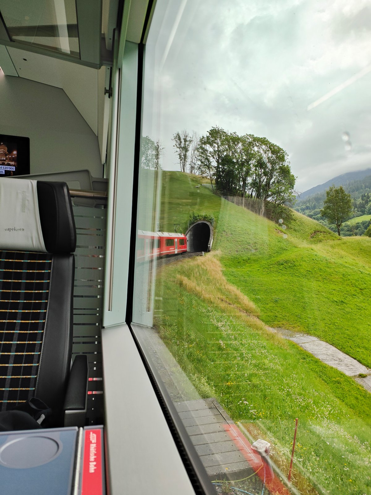 Rhaetian Railway Alpine Cruise - Landquart - Davos