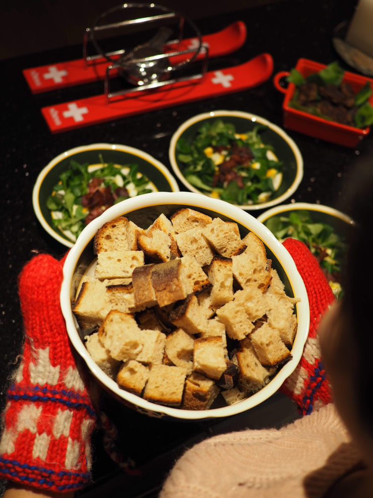 How to prepare cheese fondue at home (practical guide) Newly Swissed