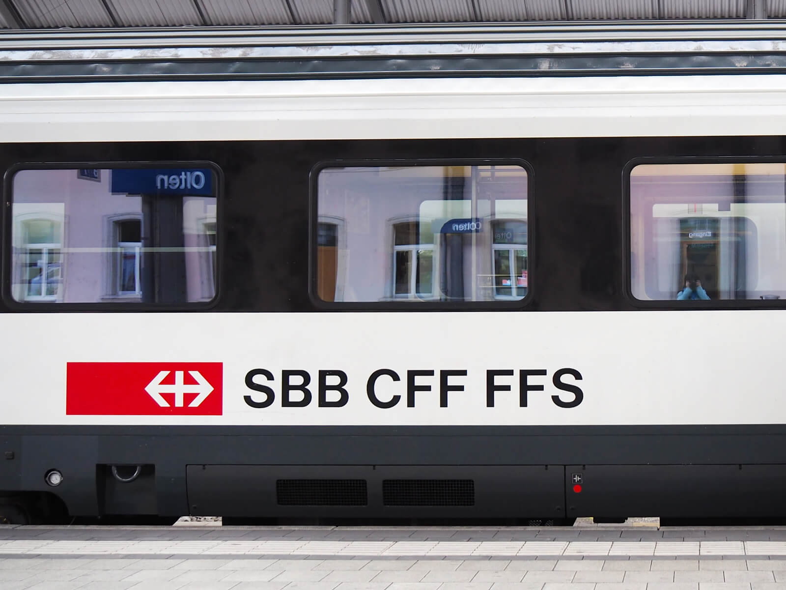 travel by rail in switzerland