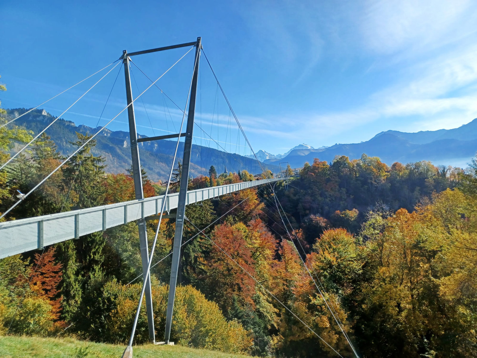 Sigriswil Panorama Bridge during Autumn - Maru Bern/Wikimedia