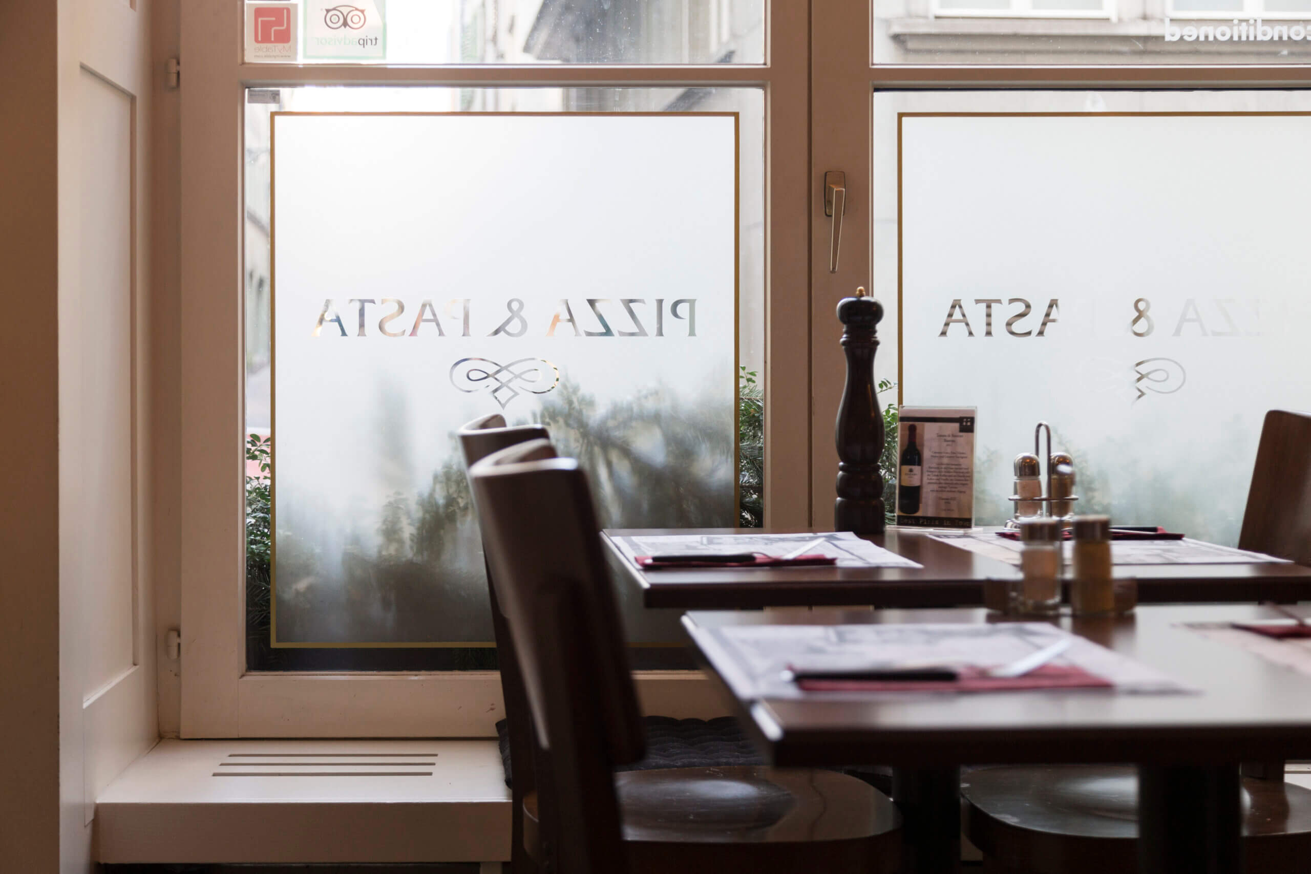 Zum Weissen Kreuz in Lucerne - Tipping in Switzerland