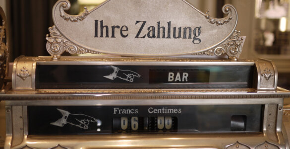 Group Gifts in Switzerland - Old Cashier Machine