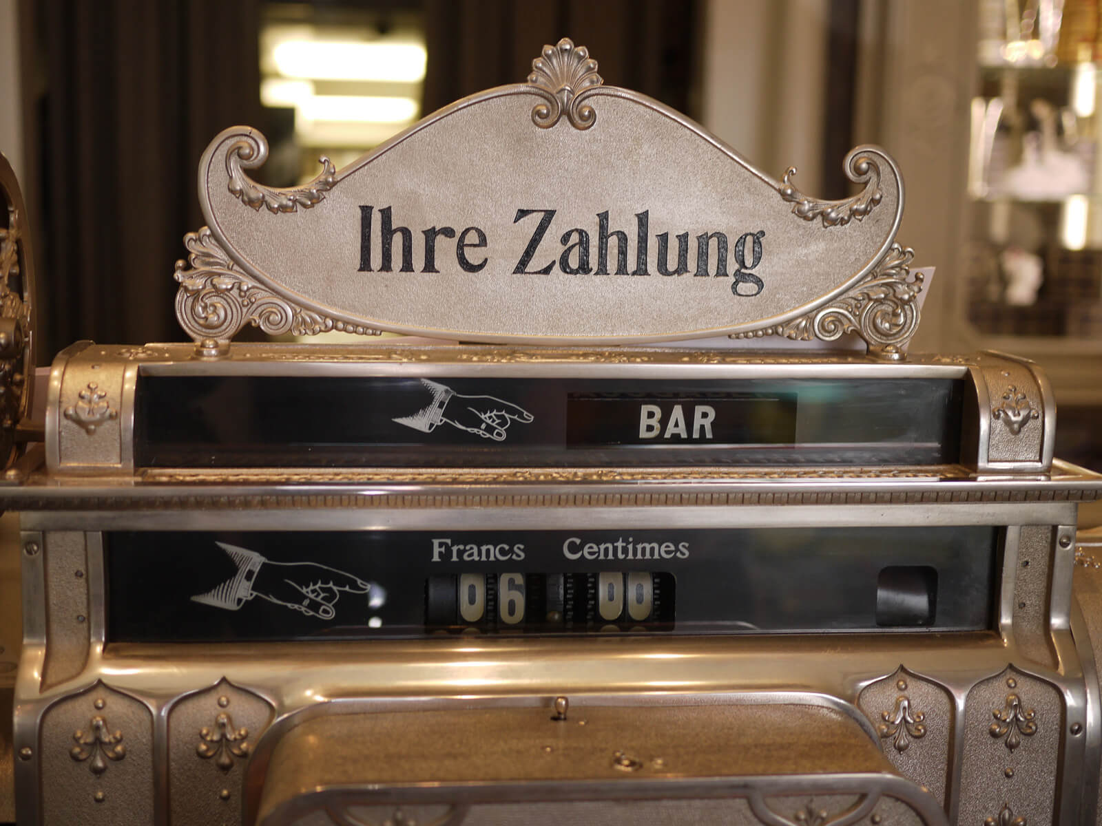 Group Gifts in Switzerland - Old Cashier Machine