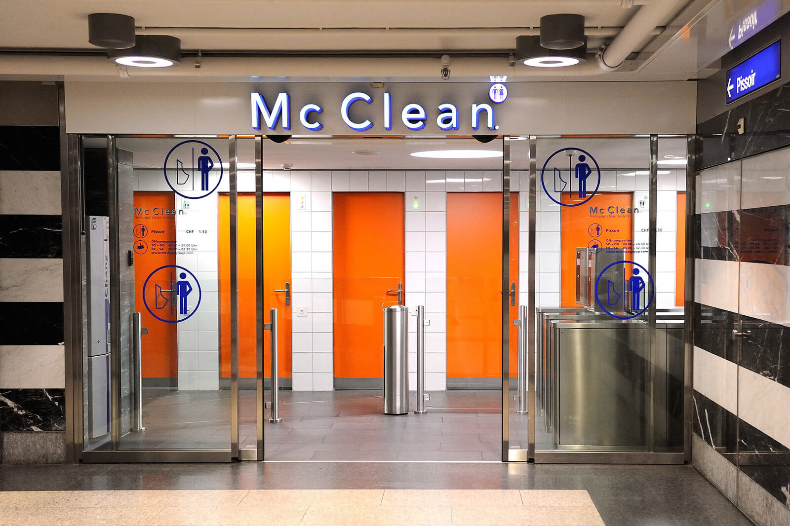 McClean Toilet Facility at Zurich Main Station