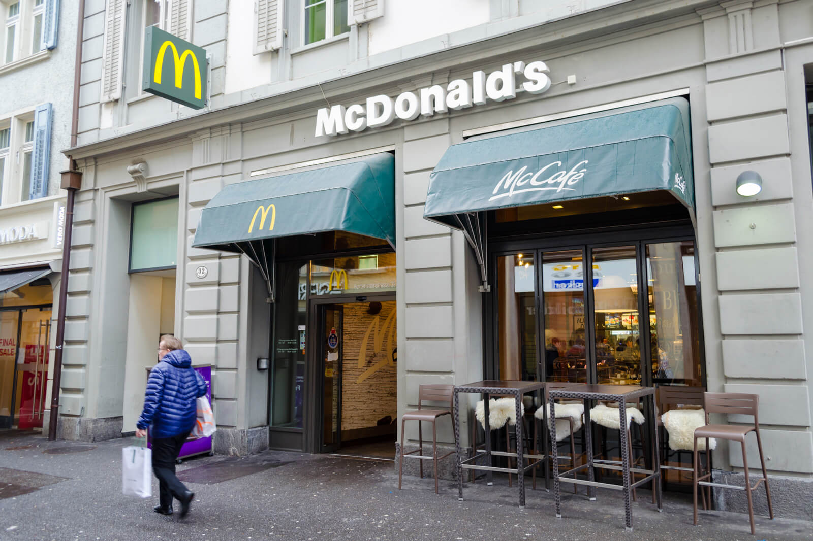 McDonald's at Hertensteinstrasse 32 in Lucerne