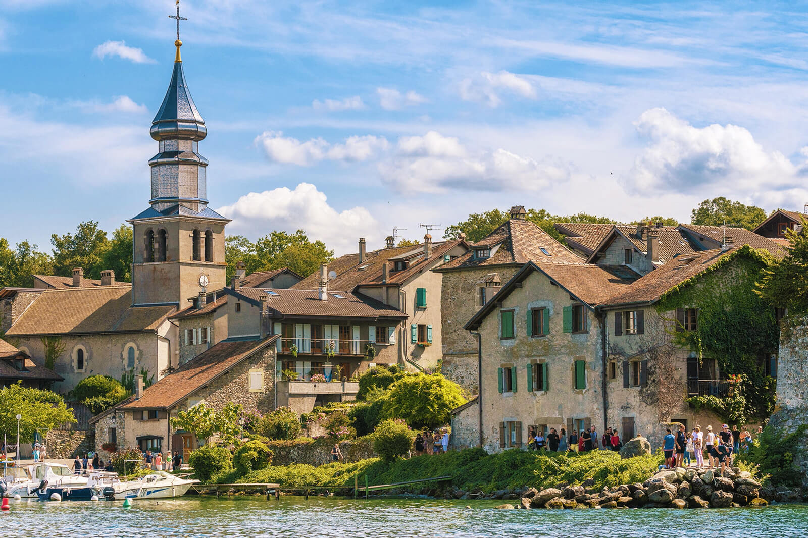 Yvoire Village - Lake Geneva Boat Rental