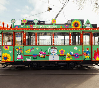 Züri Märlitram at Bellevue - Copyright David Hubacher / Zürich Tourismus